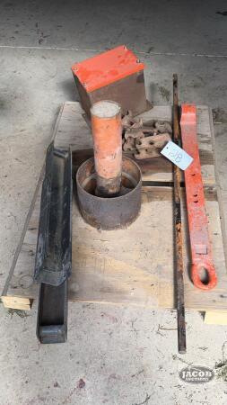 LOT OF ALLIS CHALMERS PARTS