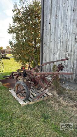 2-FURROW TRAIL PLOW