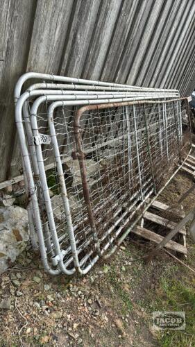 LOT OF 6 PAGE WIRE GATES