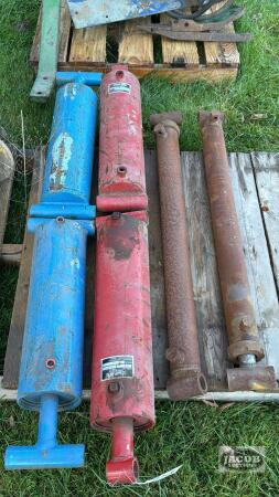 6 HYDRAULIC CYLINDERS