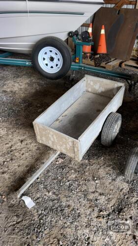 SMALL DUMP TRAILER