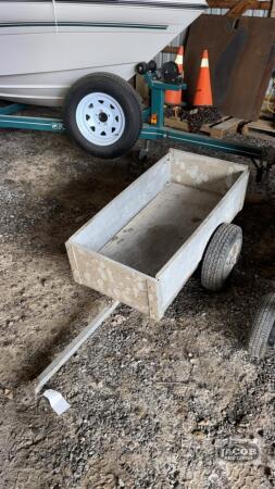 SMALL DUMP TRAILER