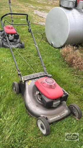 HONDA HRR216 PUSH MOWER