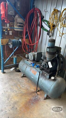 KELLOGG CANADIAN HORIZONTAL AIR COMPRESSOR
