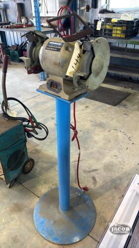 SHOP MEET 6 INCH BENCH GRINDER ON STAND