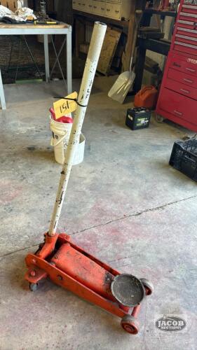 FLOOR JACK