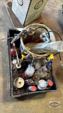 LOT OF GREASE GUNS, OIL CANS AND LUBRICANTS