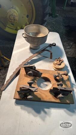 COUNTRY COLLECTABLES LOT