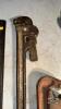 PIPE WRENCHES, PIPE CUTTER, 1T PULLER - 10