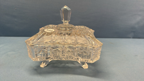 Heavy Footed Glass Dish -7in x 6in