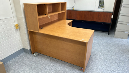 Corner Desk