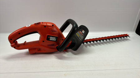 Black & Decker 120 Volt 16in Hedge Trimmer