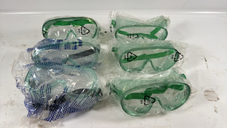 6 Pairs of New Safety Goggles