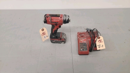 Milwaukee 18V Heat Gun with Battery & Charger