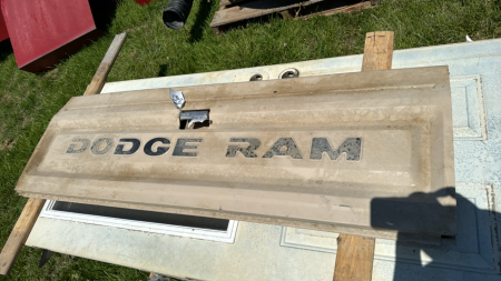 Dodge Tail Gate