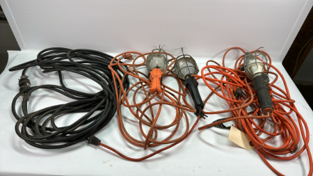 2 Extension Cords & 3 Trouble Lights