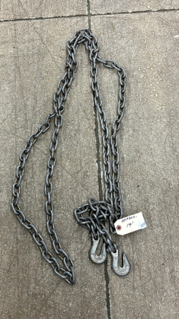 Approx. 14ft. Chain with 2 Grab Hooks