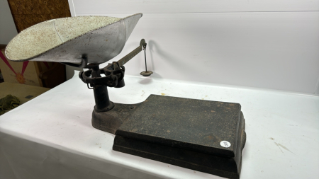 Counter Scale with Brass Beam & Weights