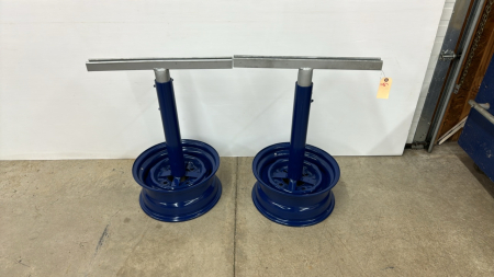 2 Adjustable Stands -24in Wide