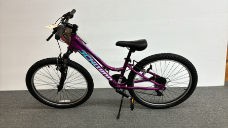 New Schwinn Timber Trail ALC Girl's Bike -See Note