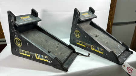 Pair of Pivit Ladder Tools