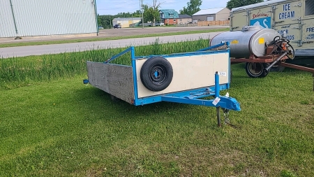 6.5ft x 11ft Single Axle Utility Trailer