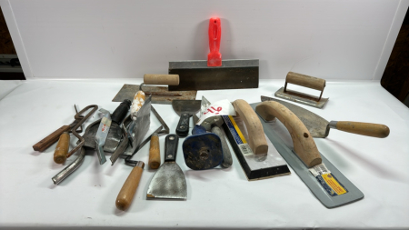 Assorted Trowels Lot -Largest is 16in Long