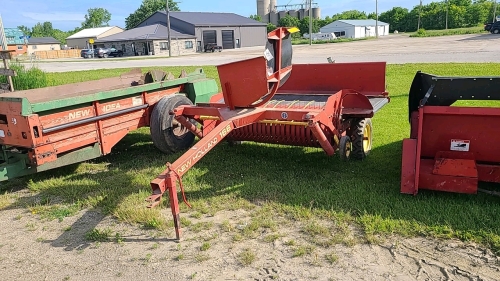 New Holland 166 Hay Inverter