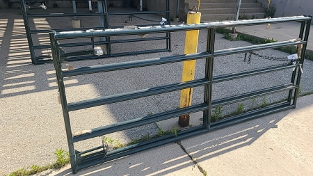 2 Unused 9.5ft Lightweight Steel Gates