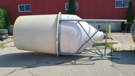 Approx. 5 Ton Poly Feed Bin on Stand