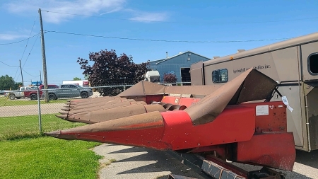 Case IH 1063 6 Row Corn Head