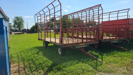 Meyers 9ft x 18ft Steel Bale Thrower Wagon