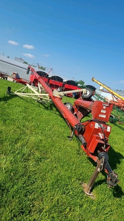 Buhler FarmKing 10in x 70ft Auger with Swing Auger