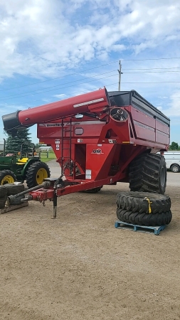 Unverferth 1015 Extreme Grain Buggy