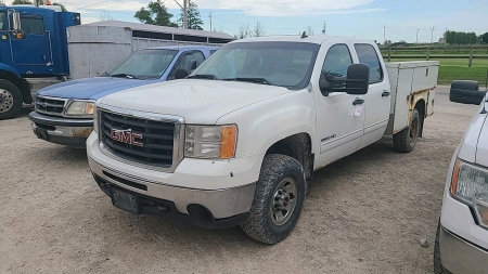 2010 GMC 3500HD 4WD Pickup