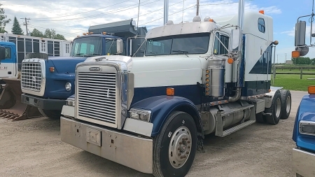 2001 Freightliner Classic XL Tandem Truck Ownership, VIN: 1FUJAPAV31LH67681