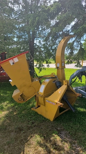 Wallenstein BX92R Woodchipper w/Autofeed