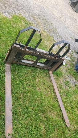 Set of Pallet Forks for Skid Steer