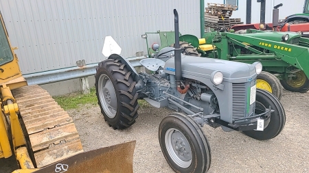 1949 Ferguson TEA 20 Gas Tractor