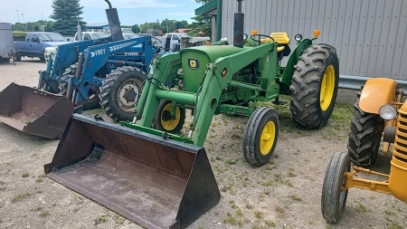 John Deere 2130 Diesel 2WD Tractor