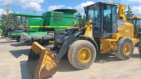 2017 John Deere 444K Wheel Loader