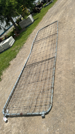 Wire Gate with Slight Bend -15.5ft x 48in High