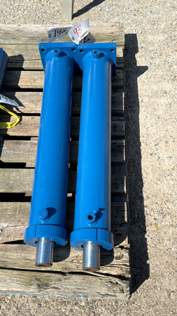 Pair of Heavy Duty Hydraulic Cylinders