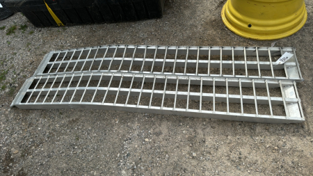 2 -7ft x 12in Aluminum Loading Ramps