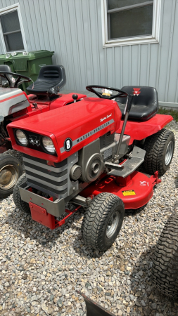 Massey-Ferguson #8 Lawn Tractor -See Notes