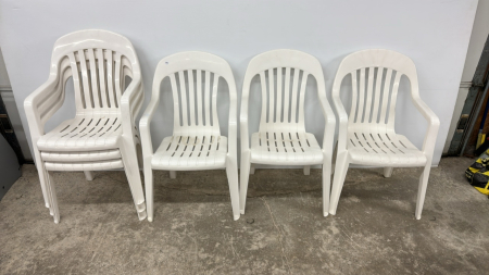 6 Plastic Stacking Chairs