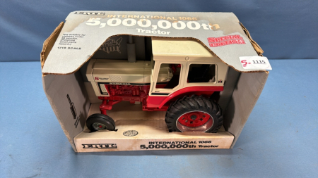 International 1066 -5,000,000th Tractor