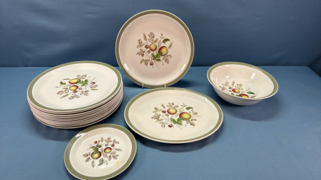 Part Set of Alfred Meakin Hereford Pattern Dishes