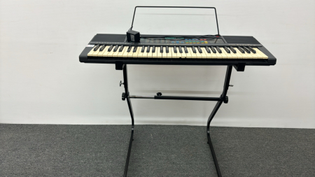 Lowrey LK800 Electric Keyboard