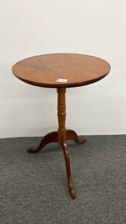 18in Round Pedestal Lamp Table